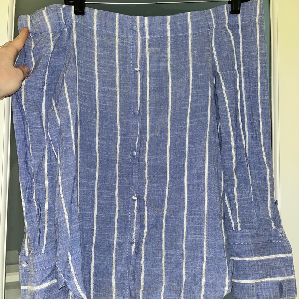 Off the shoulder cotton shirt